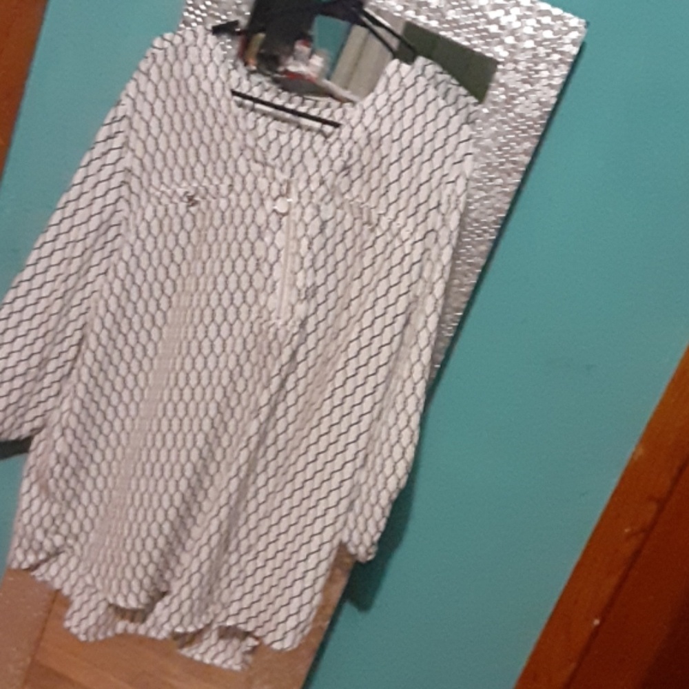 Blouse long sleeve white and black
